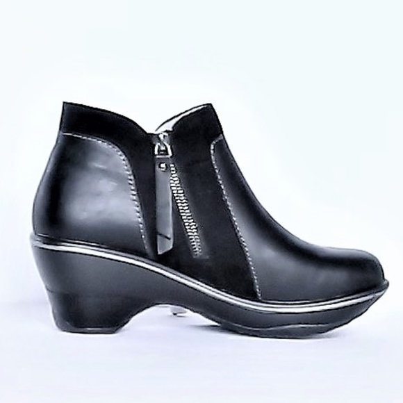 Jambu Shoes - JBU Pilot Ankle Boot Womans 8.5 Black New